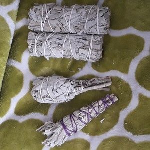 Mini/torch and small sage smudges